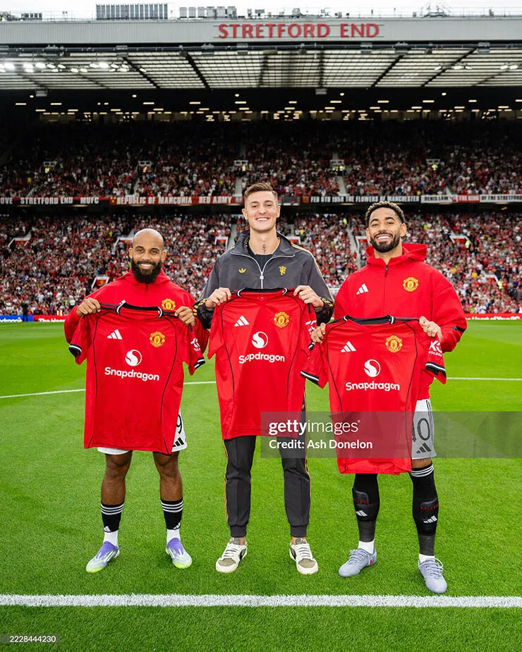 Manchester vs Arsenal 2025: Ký Ức Những Ngày Xưa Cũ